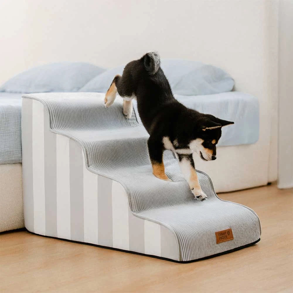 Trendy Striped Removable Sponge Anti-Slip Pet Step - SafeStep