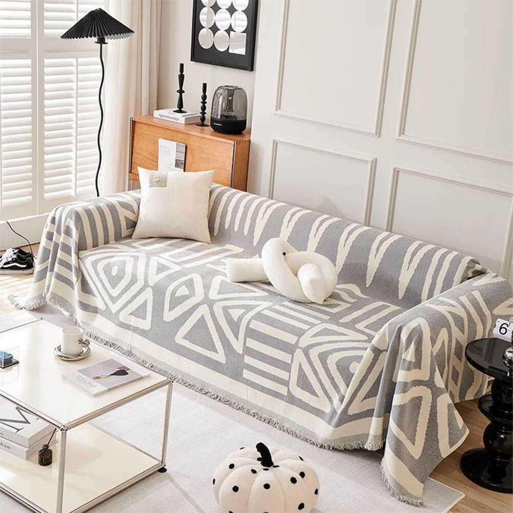 Five-Colour Geometric Sofa Cover - Bold Patterns for a Modern Look