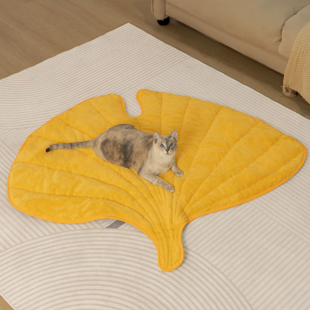 Cosy Plush Calming Washable Blanket Cat Mat