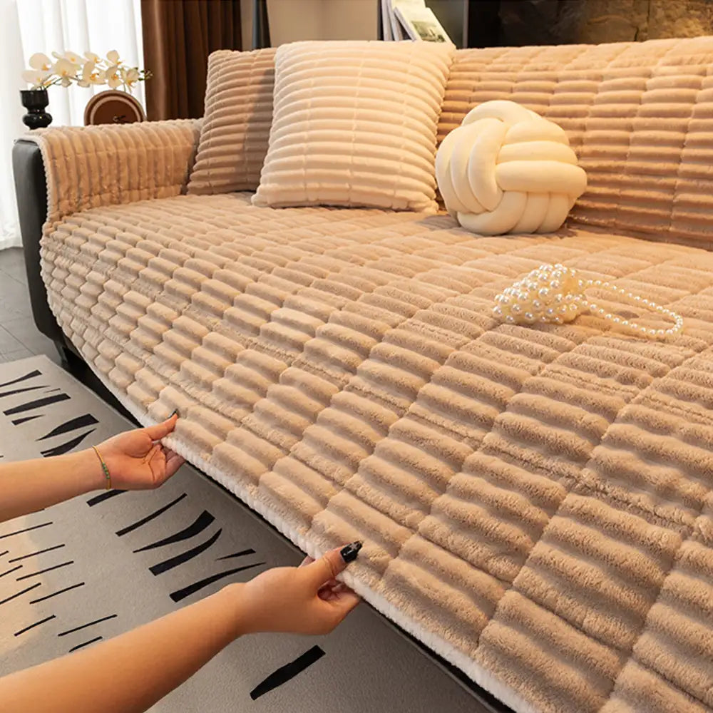 One-Piece Cosy Flannel Sofa Protection Non-Slip Sofa Cover