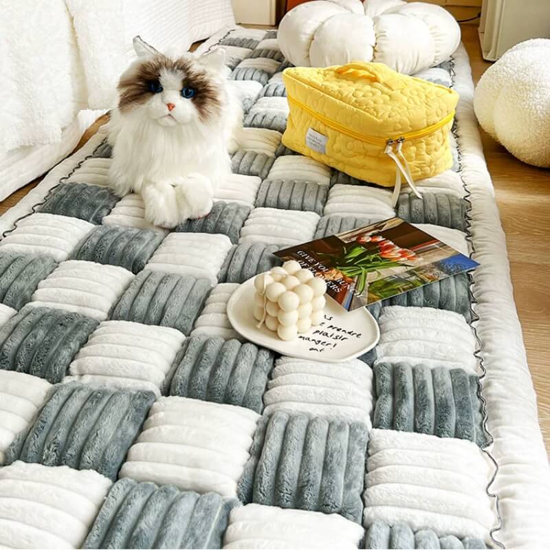 Cream-coloured Large Plaid Square Pet Carpet Bed Sofa Cover