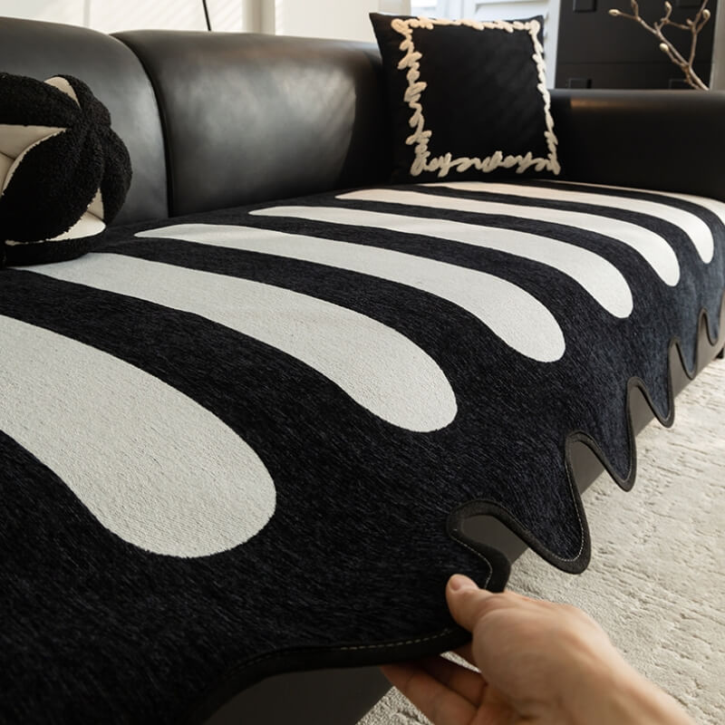 Classic Black Irregular-Shaped Chenille Anti-Scratch Non-Slip Sofa Cover