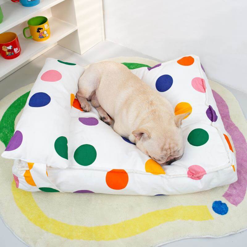 Lit d'oreiller confortable et ludique à pois colorés, lit pour chien apaisant