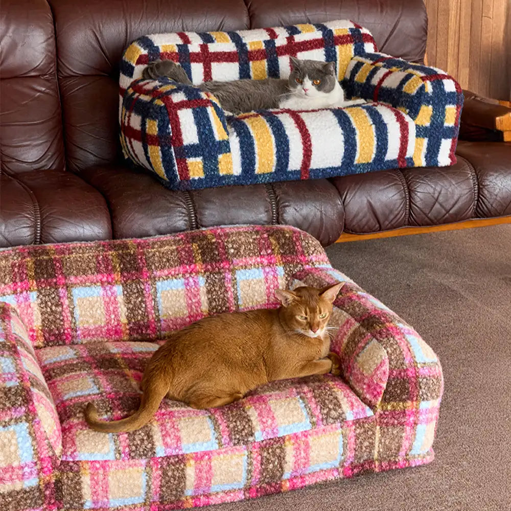 Cosy Plaid Faux Lambs Wool Washable Dog & Cat Sofa Bed - Vintage Modern