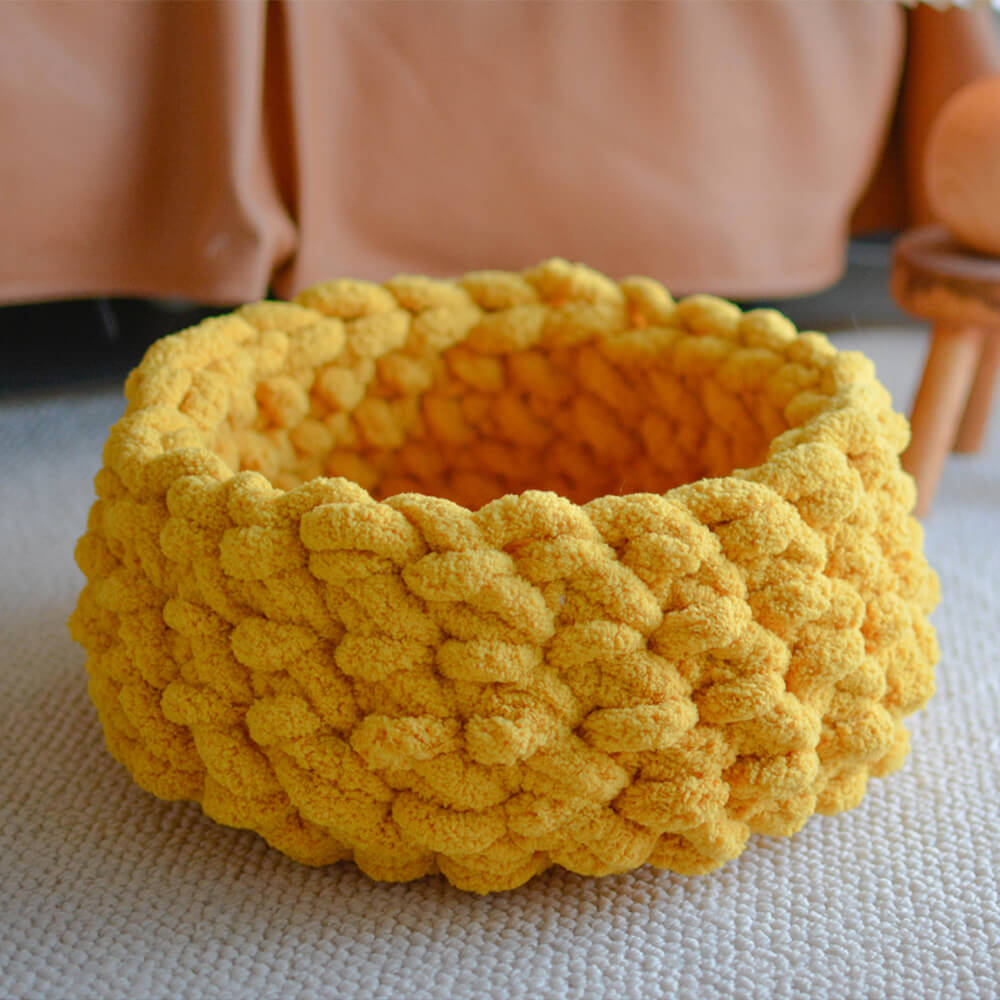 Chunky Handwoven Cosy Breathable Round Cat Nest Bed