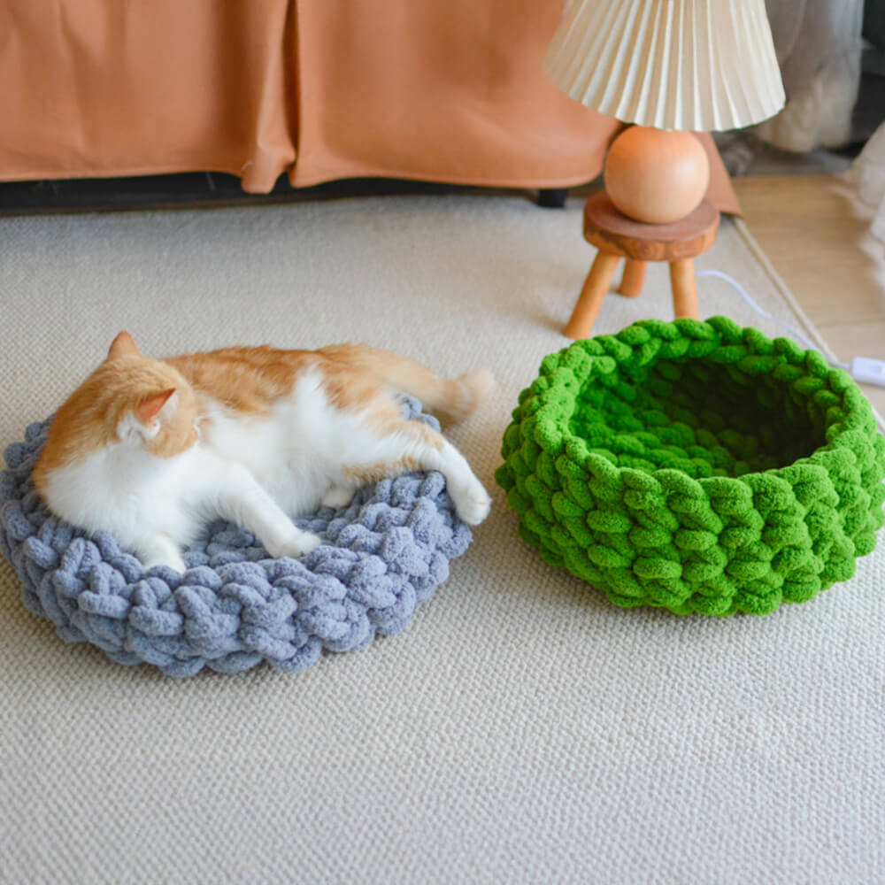 Chunky Handwoven Cosy Breathable Round Cat Nest Bed