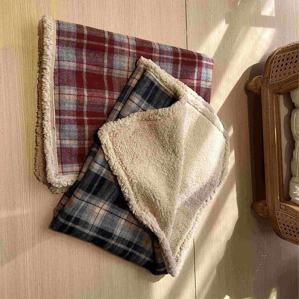 Warm Cosy Plaid Sherpa Fleece Thickened Blanket for Dogs and Cats