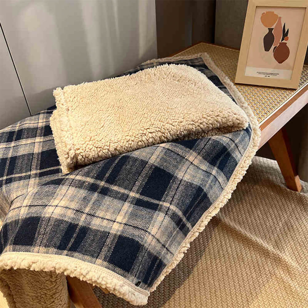 Warm Cosy Plaid Sherpa Fleece Thickened Blanket for Dogs and Cats