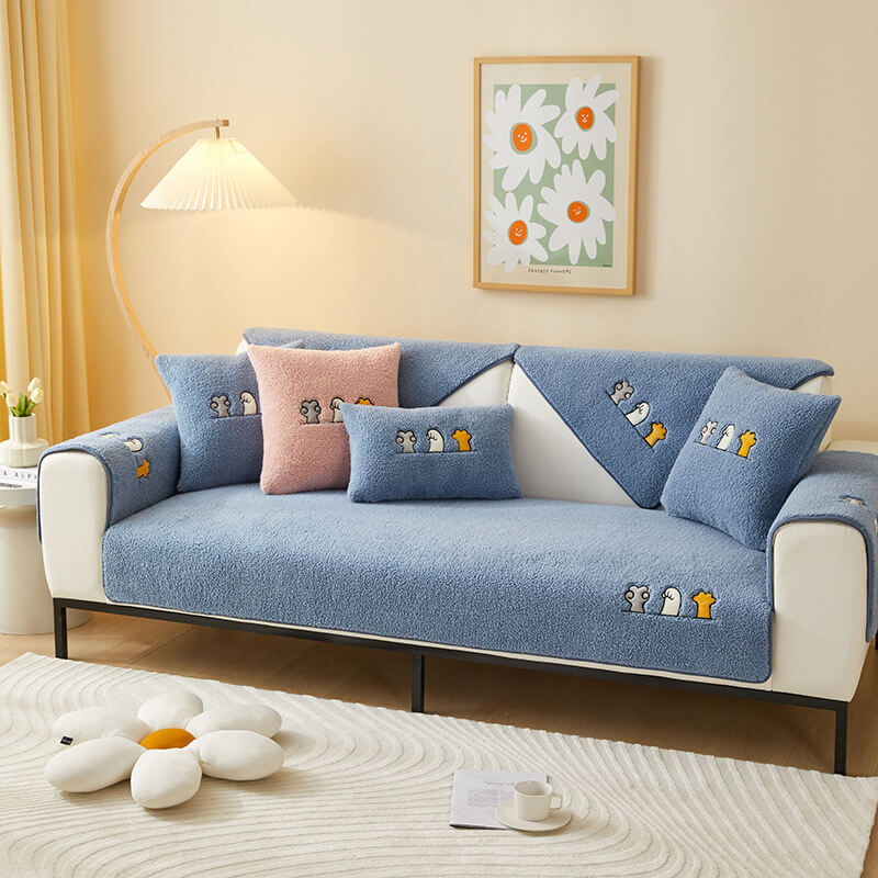 Lovely Cat's Paw Sherpa Fleece Anti-Slip Sofa Cover