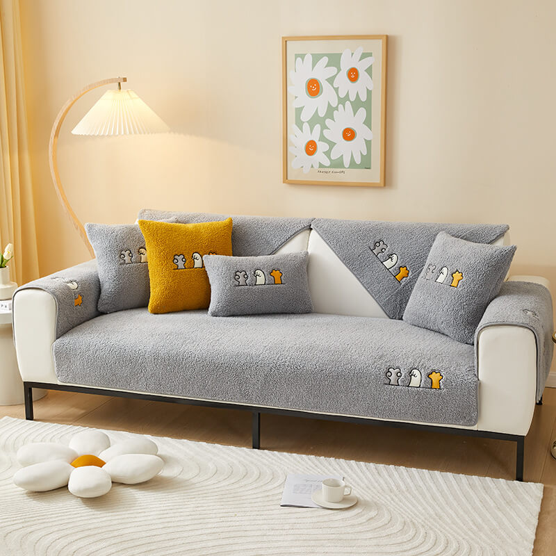 Lovely Cat's Paw Sherpa Fleece Anti-Slip Sofa Cover