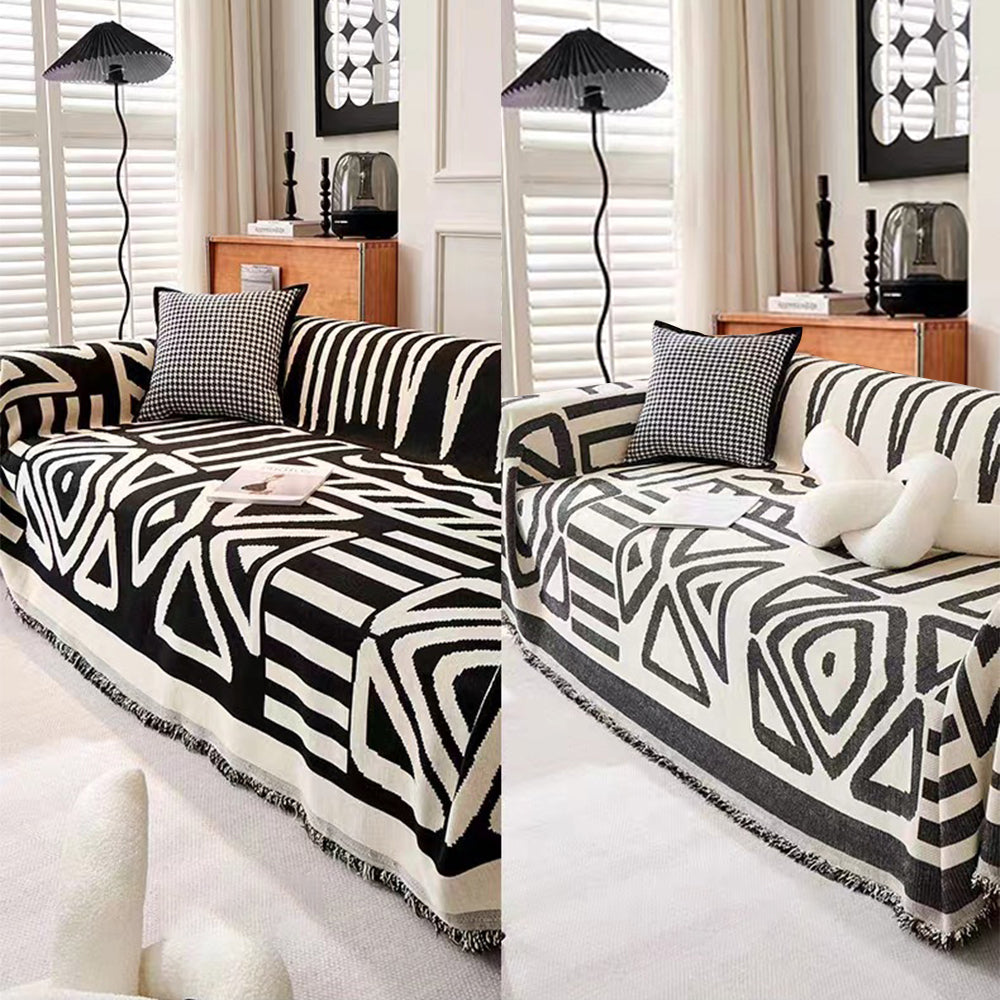 Five-Colour Geometric Sofa Cover - Bold Patterns for a Modern Look
